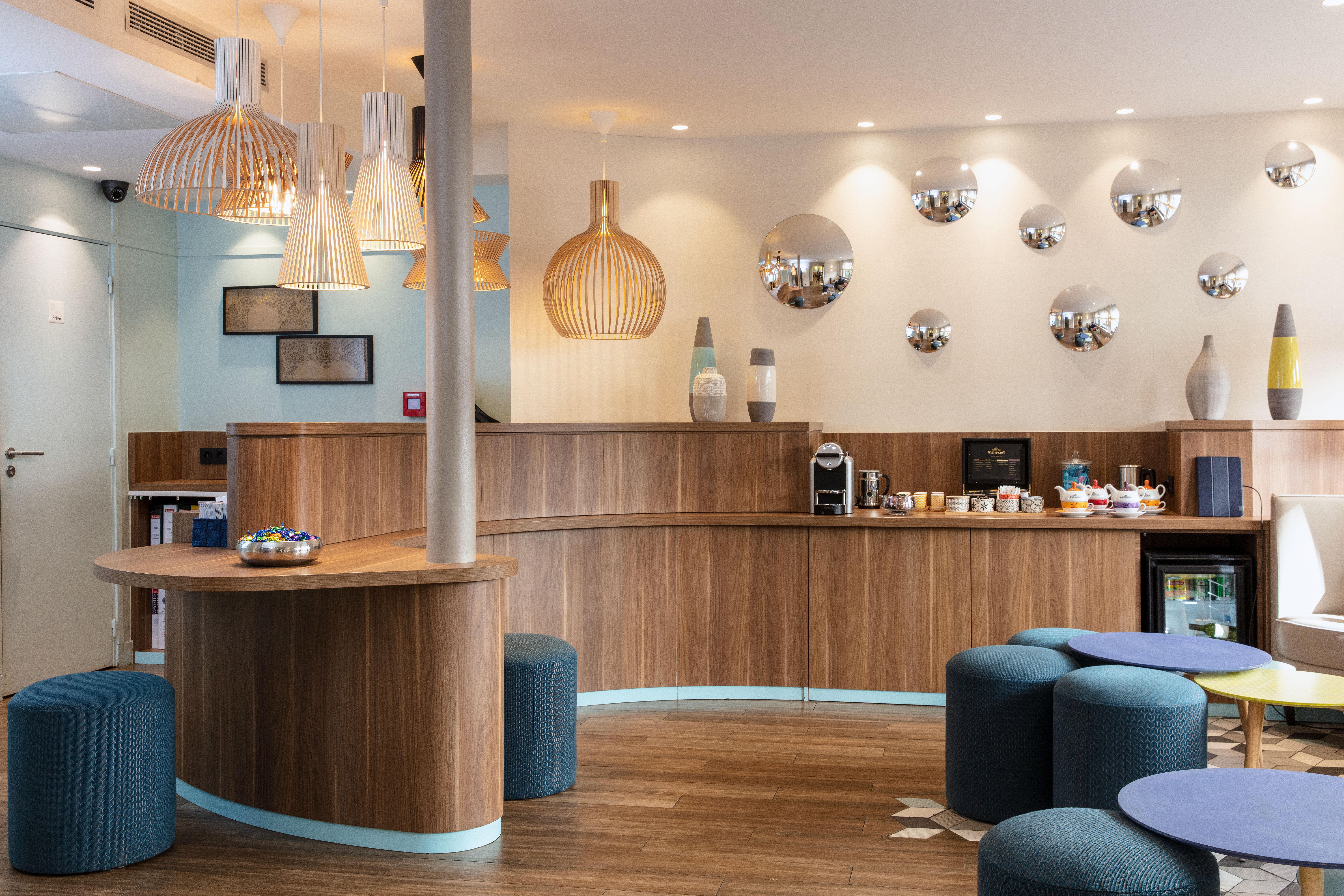 Hotel Des Nations Saint Germain Париж Екстериор снимка