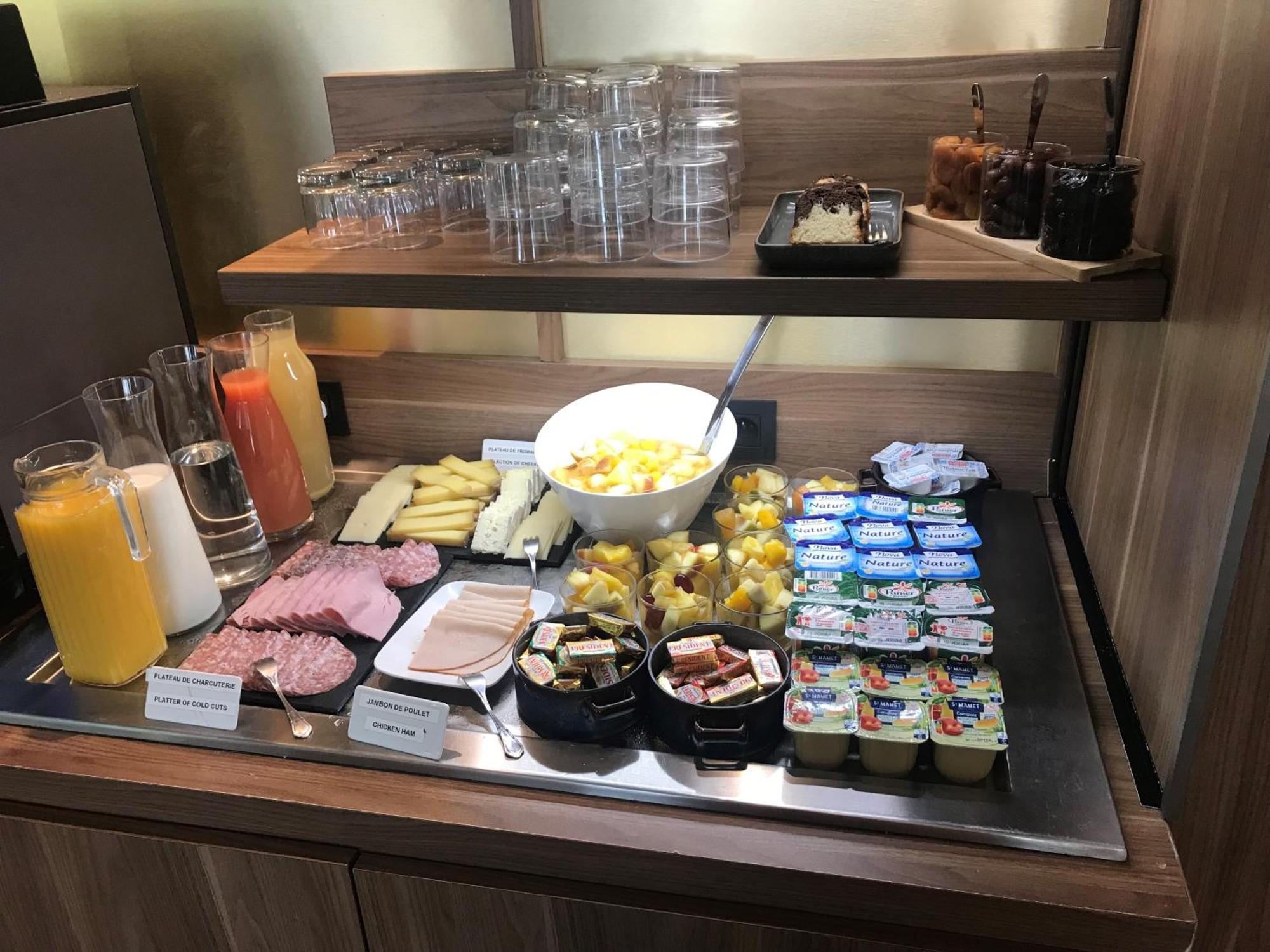 Hotel Des Nations Saint Germain Париж Екстериор снимка